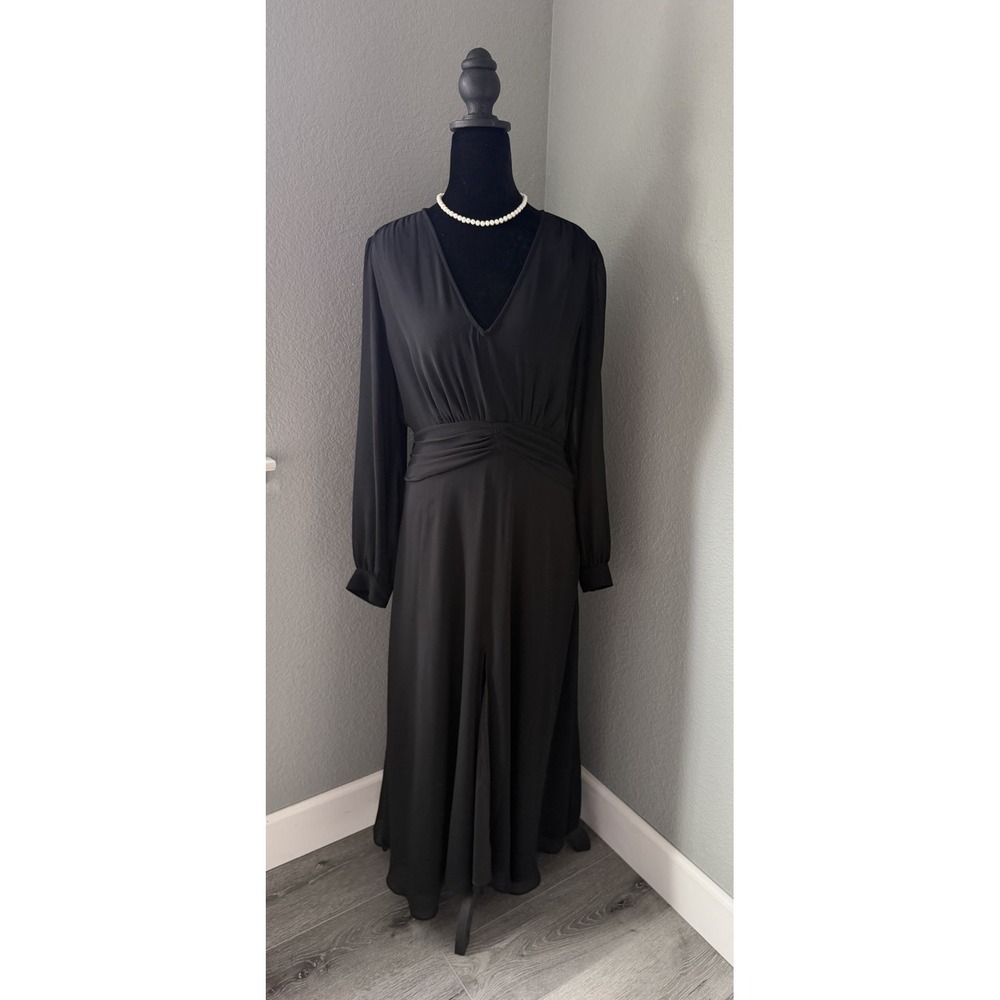 Aritzia Wilfred Cursive Dress Black Size 6 Long Sleeve V Neck Slit Midi - Picture 3 of 12